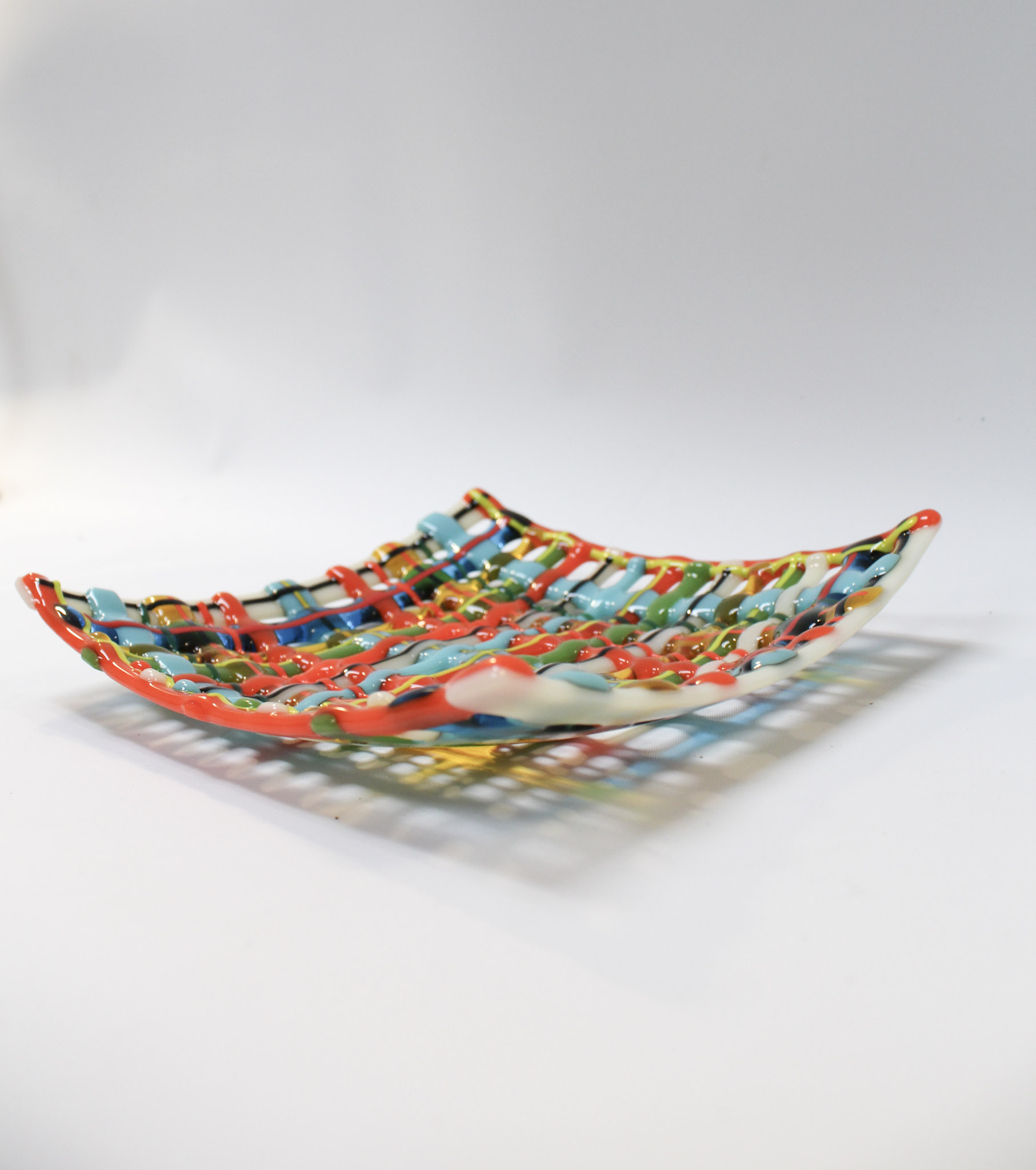 Square weaved glass bowl